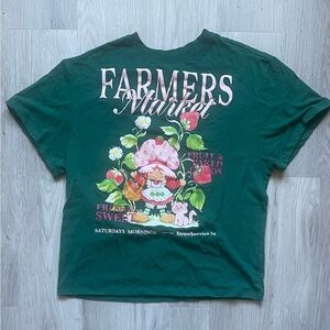 Farmers Market Strawberry Graphic Tee in Deep Green